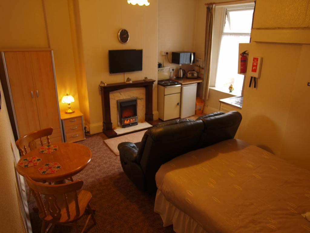 Waverley House Apartments Blackpool Buitenkant foto