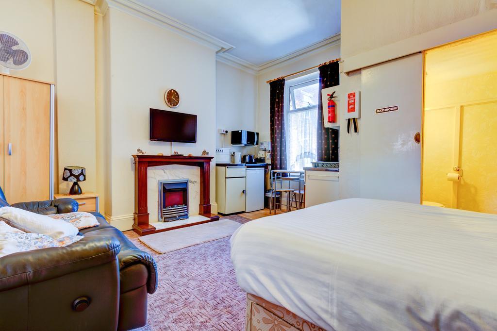 Waverley House Apartments Blackpool Buitenkant foto