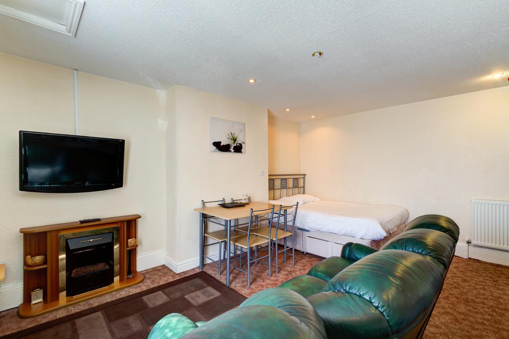 Waverley House Apartments Blackpool Buitenkant foto