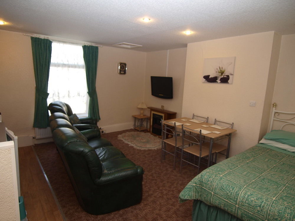 Waverley House Apartments Blackpool Buitenkant foto